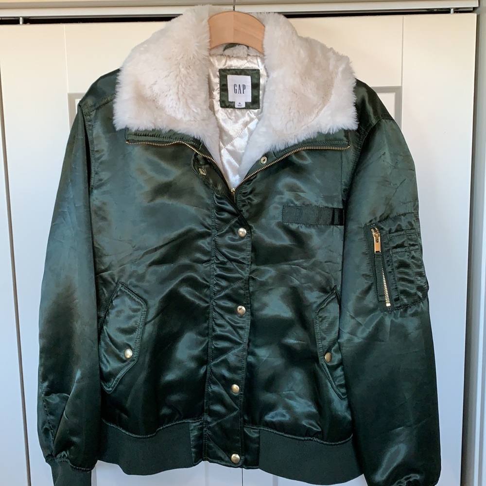 GAP green bomber jacket with faux fur trim size XL